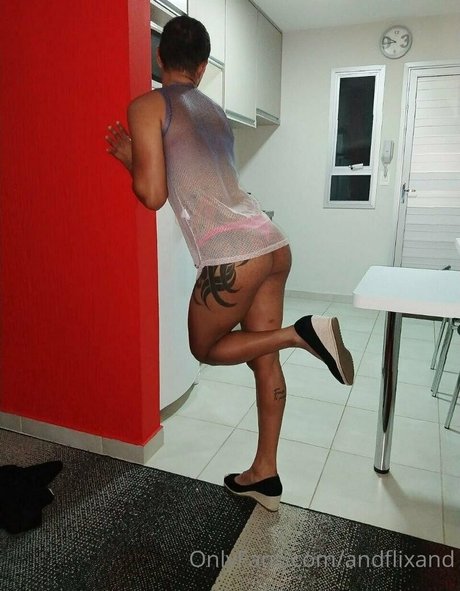 andflixand pretty model photo