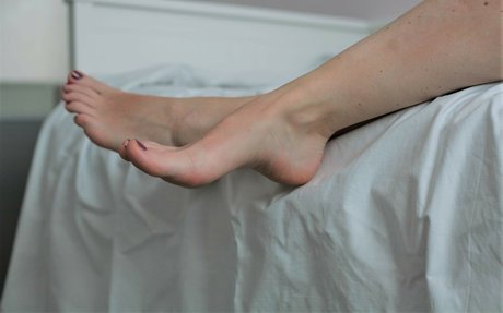 Sweetoest Roby adult model photo