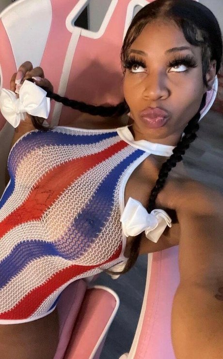 Cdrizzle800 art star galleries