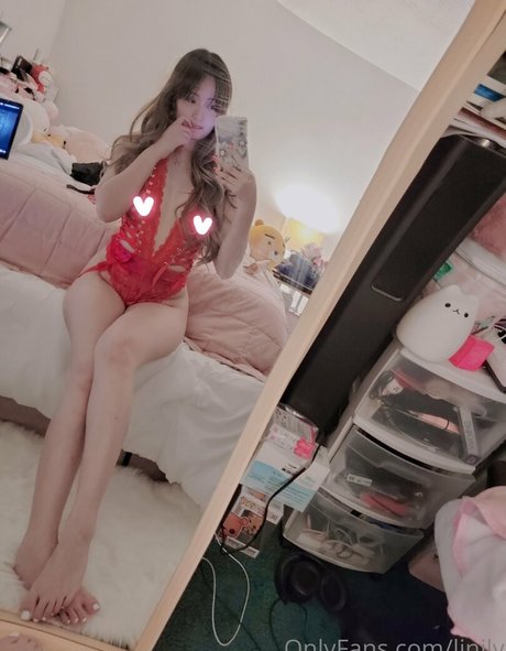 Lindychii star porn pic