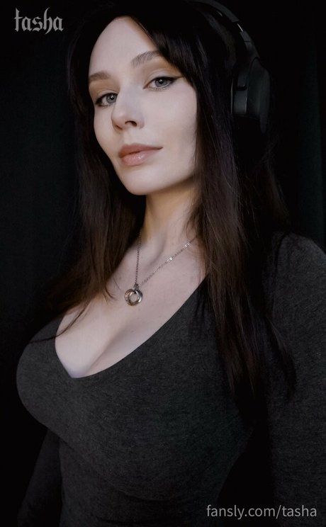 Tashalej naked pornstar img