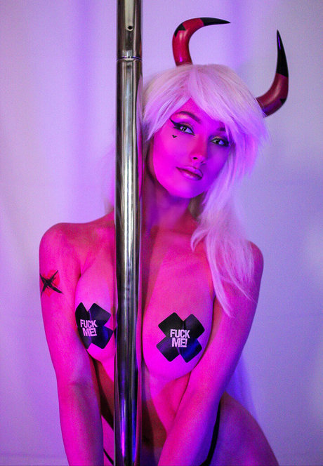 Chameleah star nice photos