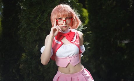 OwlLit naked model image