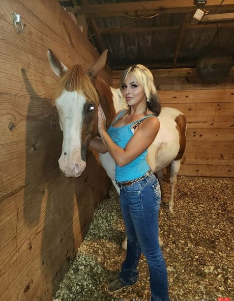 midsouthhottie hot actress photos