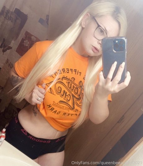 queenbeeautiful2021 adult actress pic