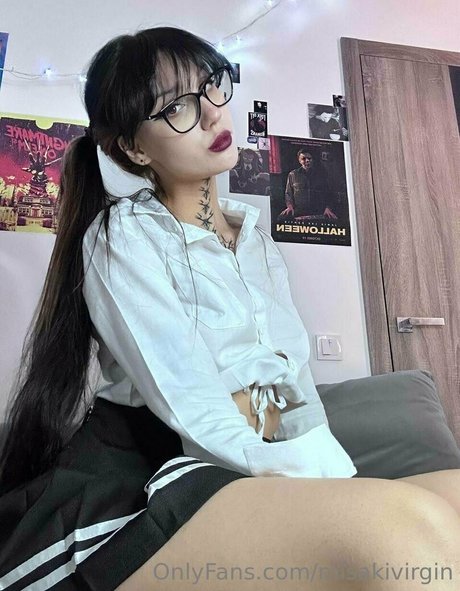 pregnant asian onlyfans porno photo