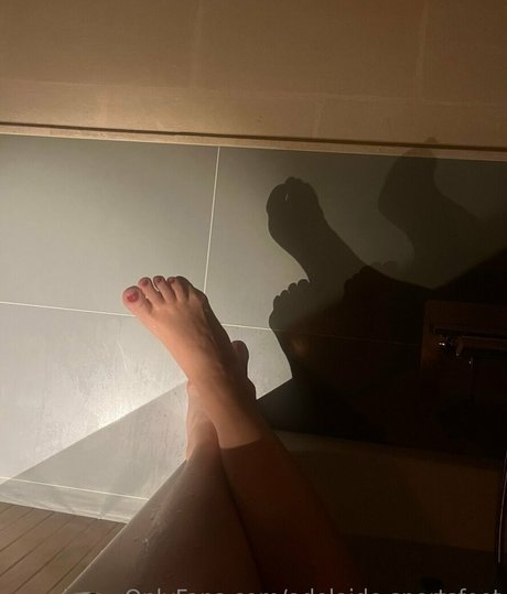 adelaide sportsfeet best model photo