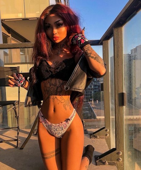 Princessbri nude pornstar photos