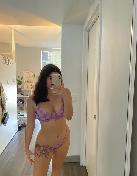 allyken model sexy image