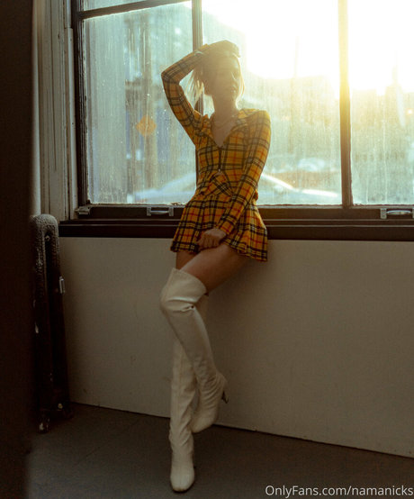 namanicks pornographic actress picture