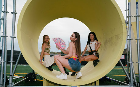 namanicks model exclusive image