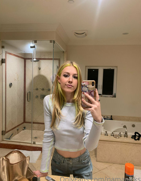 namanicks star naked pictures