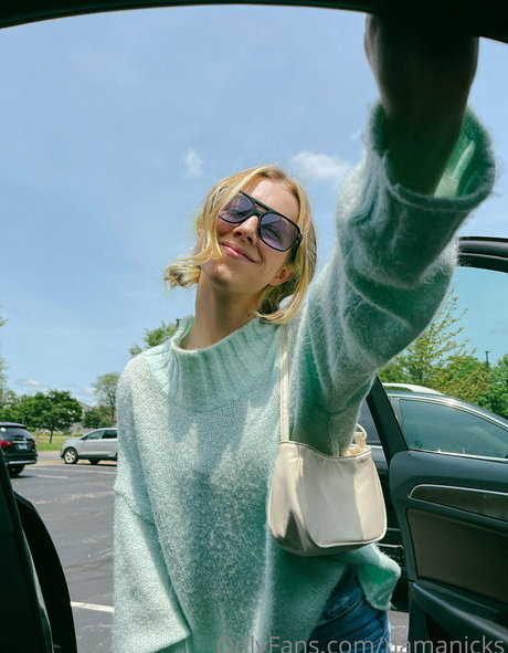 namanicks exclusive model image