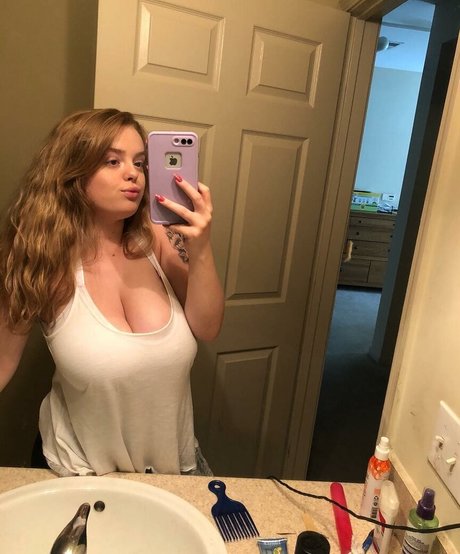 comedian onlyfans exclusive pics