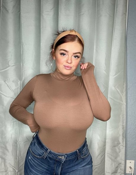 playwithtayyy pornstar xxx picture