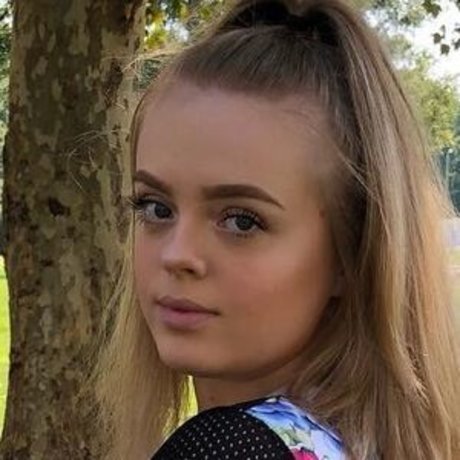 tattooed shemale onlyfans free sexy picture