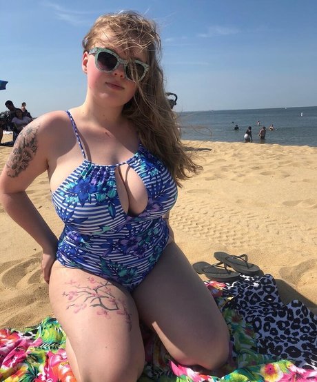 huge anal dildo onlyfans exclusive pics