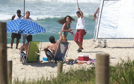 Emanuelle Araujo nude actress img