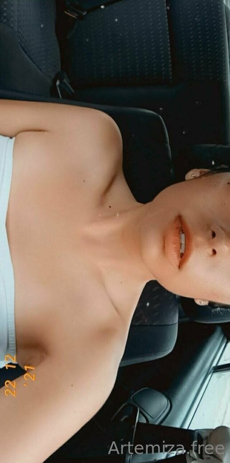 artemi za free xxx star pic