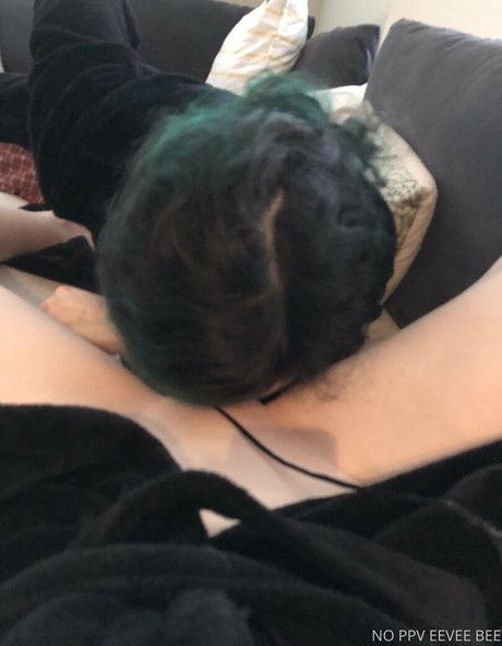 eeveebeesolo model art photo