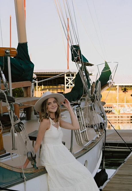 Lauren Mae naked star pic