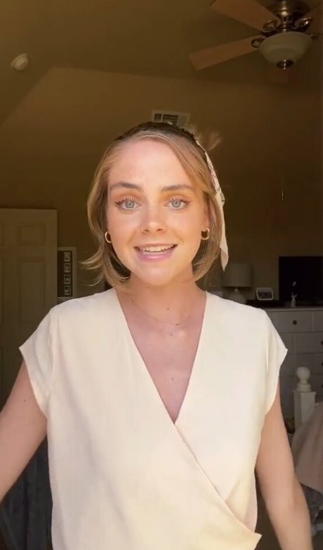 Lauren Mae pornstar exclusive pics