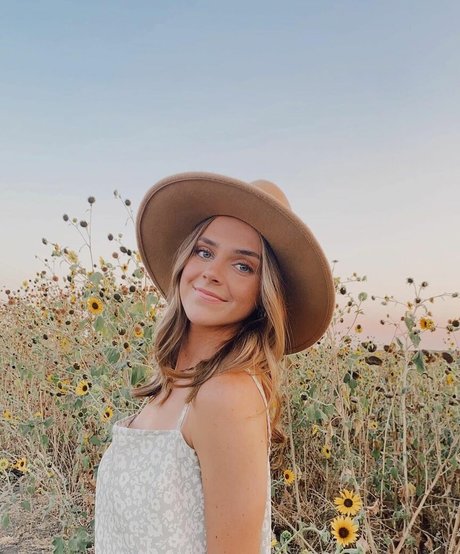 small tits asian onlyfans pornos galleries