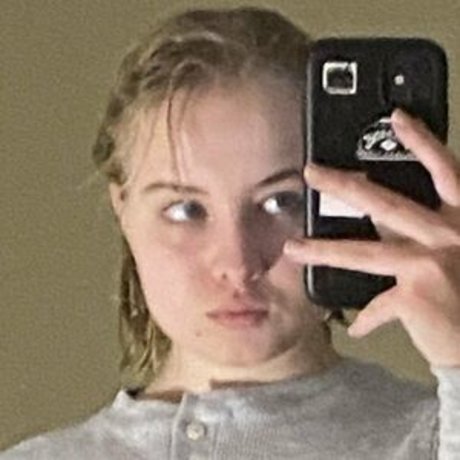 Mace Griffin pretty actress photos