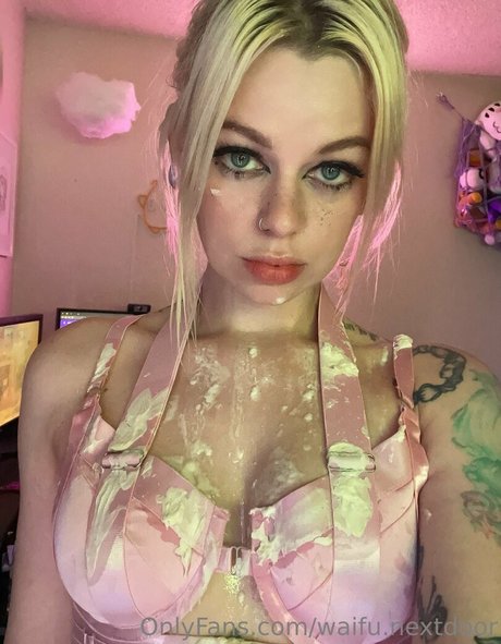 waifu nextdoor hot model pics