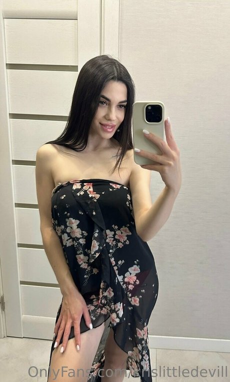 krislittledevill model pornographic photo