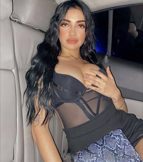 karenxdiaz pornstar nice photo