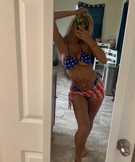 zahracanthang pretty star photo