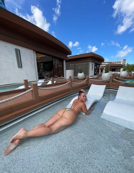 Yesjulz model hd archive