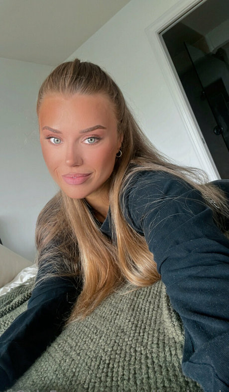 madisonbrock sex model pics