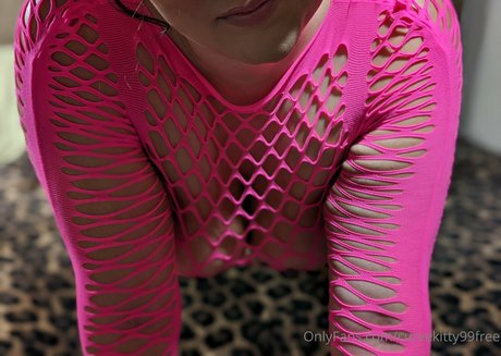 curvekitty99free pretty pornstar pics