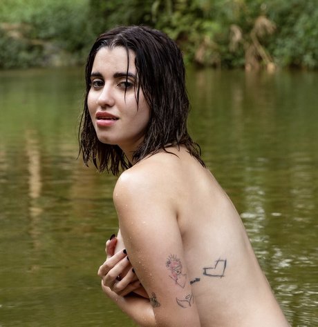 Haniset Rodriguez porn star photo