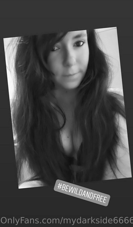 mydarkside6666 star nude archive