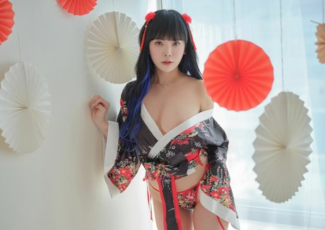 dami amond naked actress image