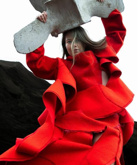 Hera Hilmar model nice pic