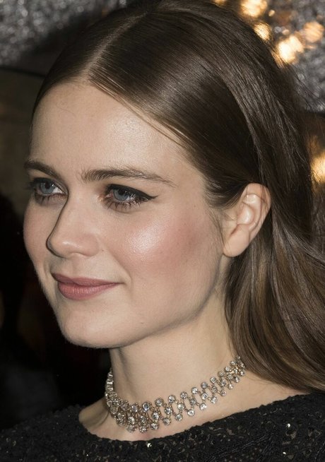 Hera Hilmar nice model photos