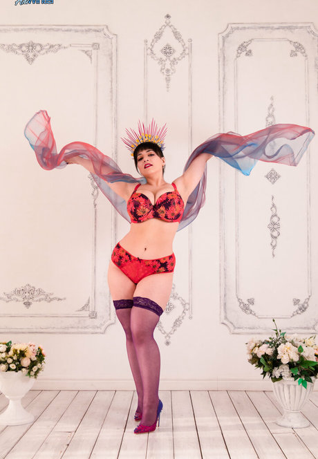 Aili Winter pornstar beautiful photos