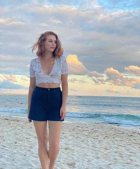 Charlotte Dobre perfect pornstar pics