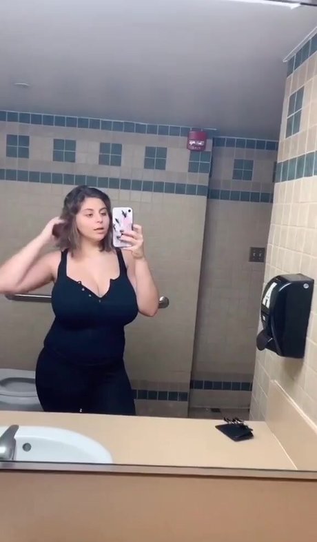 babe onlyfans beautiful naked images