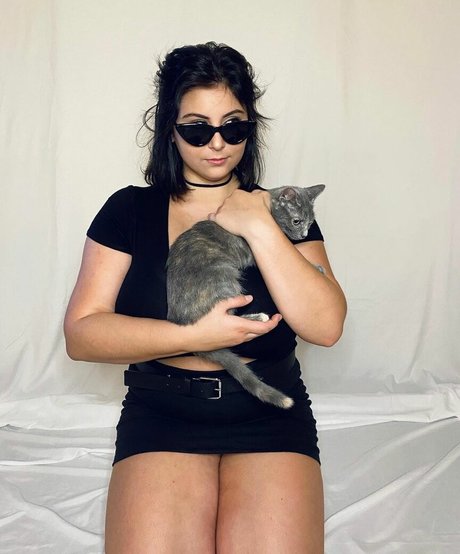 Caroline Casbon exclusive pornstar galleries