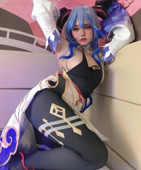 on1ashie model exclusive photo