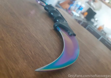 gayasslawren model free gallery