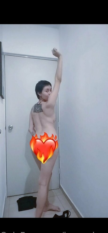 loveaxlgnr nude pornstar archive