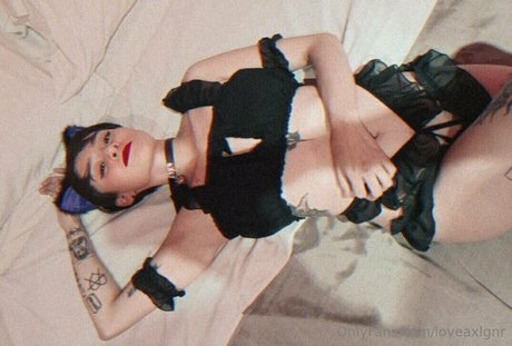 loveaxlgnr pornographic actress photo