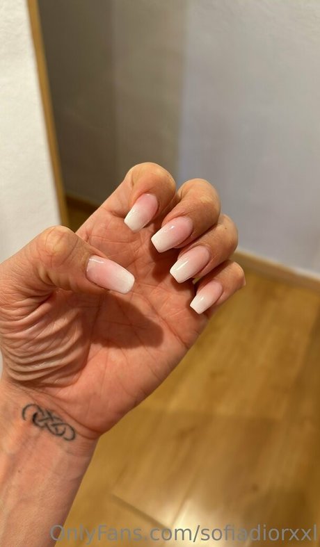 sofiadiorxxl model hd img