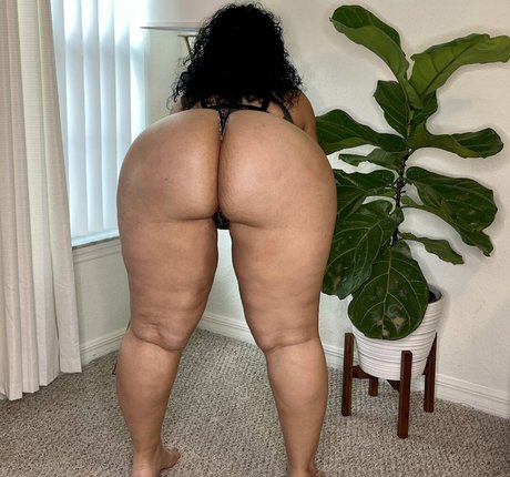 model onlyfans perfect image